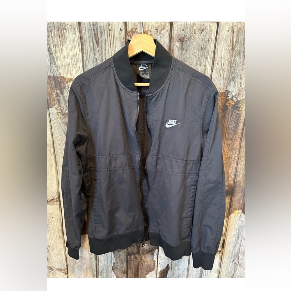 Nike bomber jacket - Picture 2 of 2
